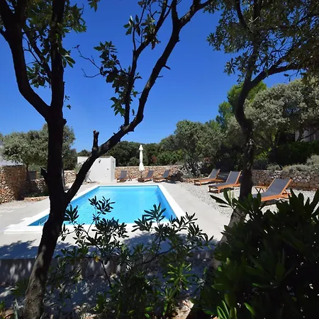 Holiday Home In Mandre Near Zrce Beach, Cleaning Included Tatil Evi