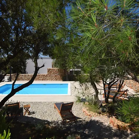 Holiday Home In Mandre Near Zrce Beach, Cleaning Included